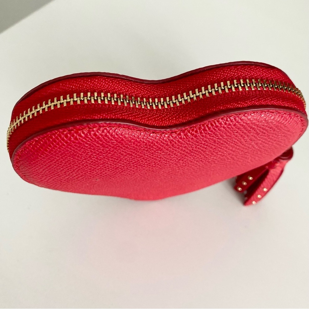 Coach Red Heart Studded Cardholder Coin Purse NWT - Picture 4 of 9